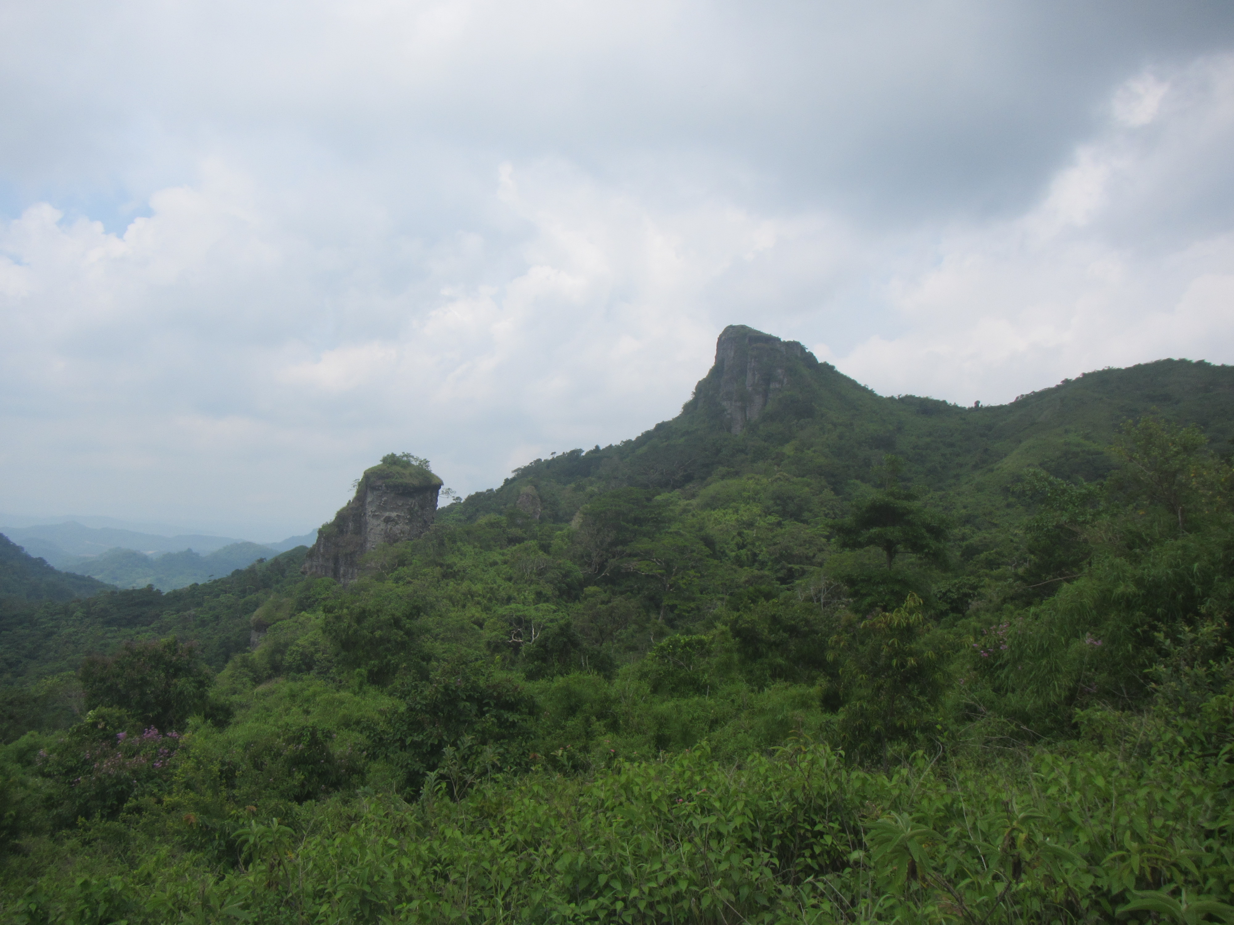 Mount Marami boulders and Mataas na Gulod above the Mt. Marami Campsites route.